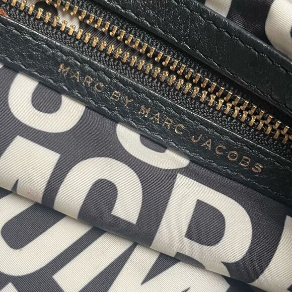 Marc by Marc Jacobs Q Tote Black Leather - Picture 8 of 10